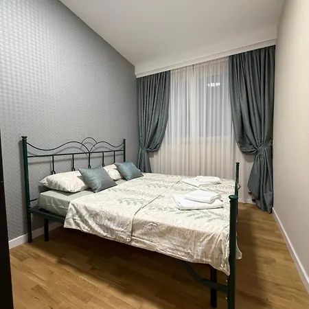 Two Bedroom In Center Apartament *