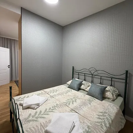 Two Bedroom In Center Apartament Podgorica