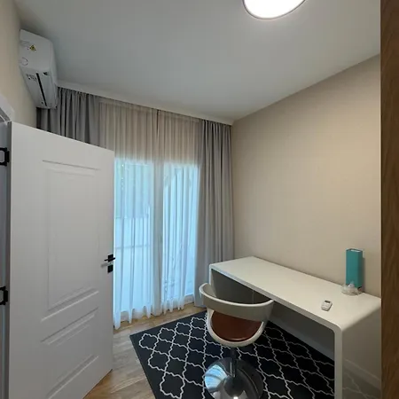 Two Bedroom In Center Apartament Podgorica