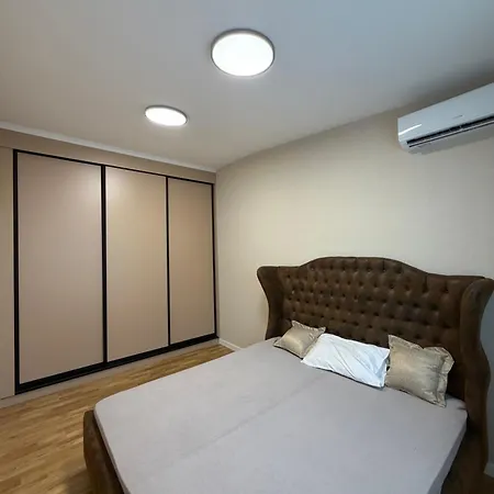 Two Bedroom In Center Apartament Podgorica
