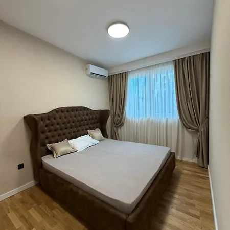 Apartament Two Bedroom In Center *